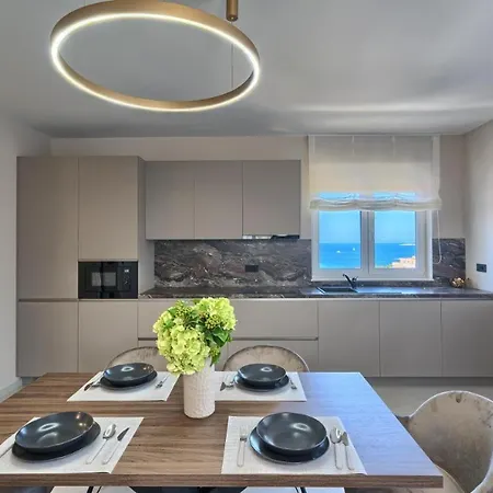 Franc 1 Apartamento *