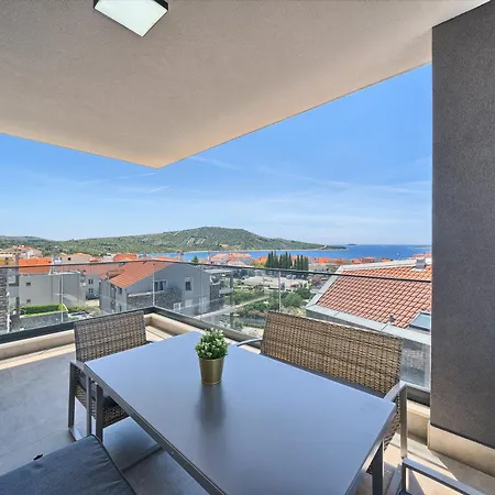 Apartament Franc 1 Primošten