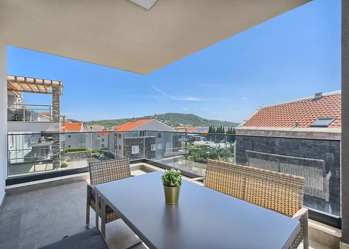 Franc 1 Appartement Primošten